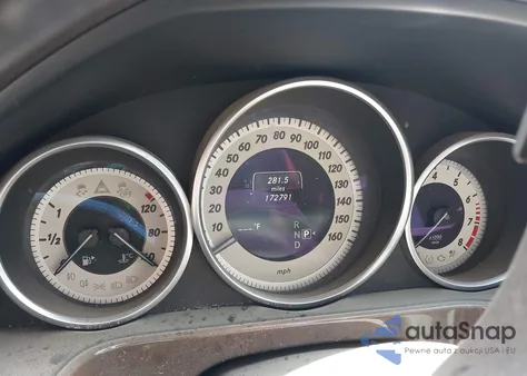 2014 Mercedes-Benz E 350 z USA, uszkodzony, nr VIN WDDHF5KB2EA971960